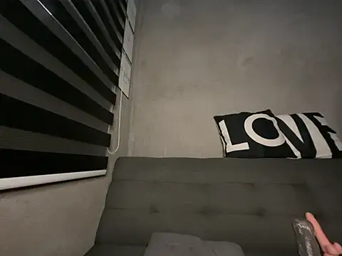 wild_apple69 webcam