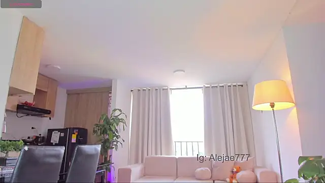 Aleja_evangeline webcam
