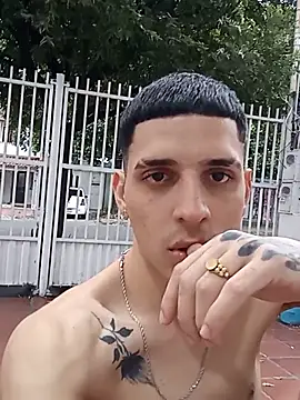 boy_max_latin webcam