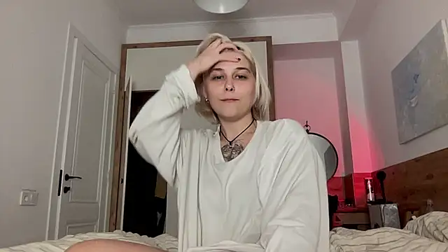 Ella_Bloom webcam