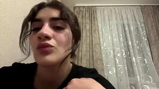 Ledi_Asthik webcam