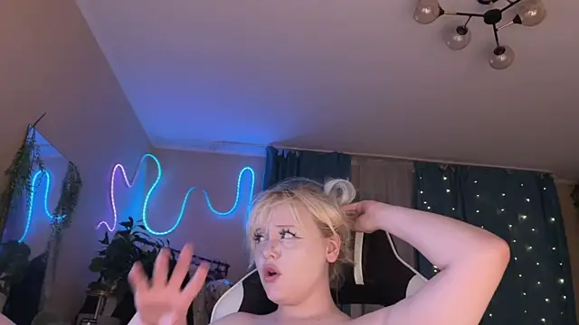 LisaLaas webcam