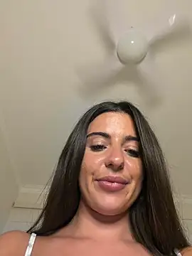PTlatinaa Live Web Cam Show
