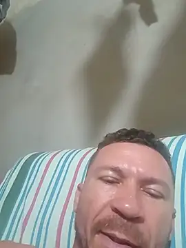 RobertoLuiz84 Live Web Cam Show