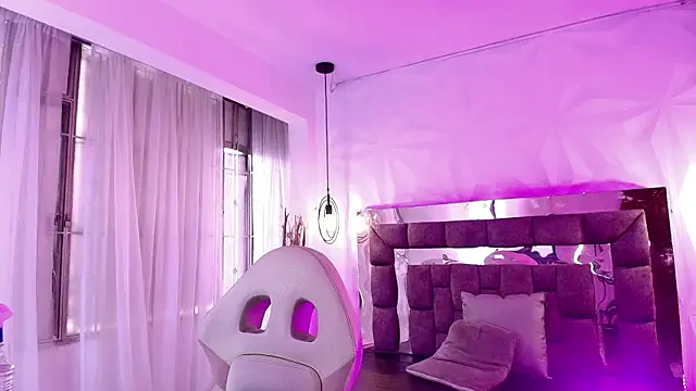 Queen_perla_ webcam