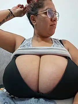 federica_bigboobs webcam