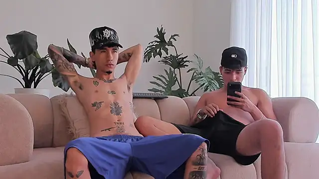 Ian_and_Noah webcam
