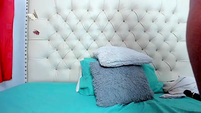 celena_wonder webcam