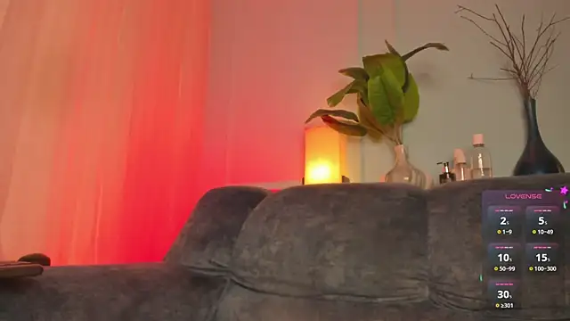 Nicki_Ripperton webcam