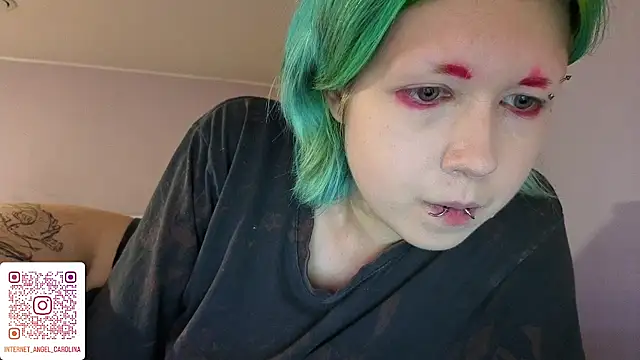 LittleKittenStar webcam