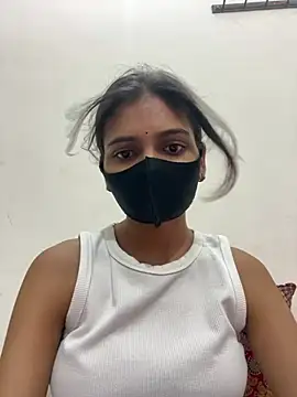 ishikaa5 webcam