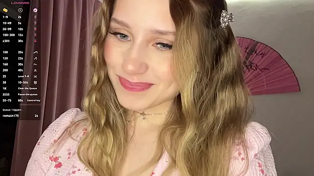 Bella__Ray webcam