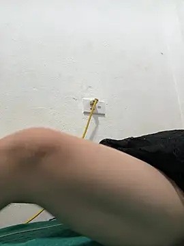 Tyni_sexx webcam