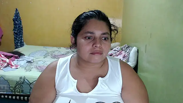 yulieth_bbw webcam