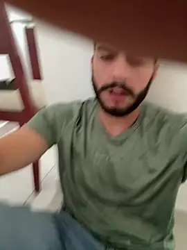 thomas_gun Live Web Cam Show
