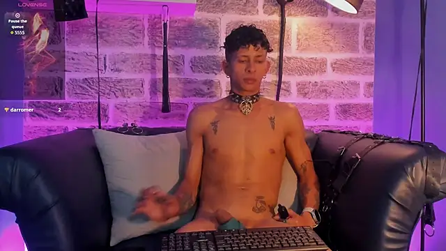 Maximoking26 webcam