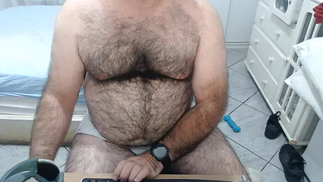 MysterBearMG Live Web Cam Show