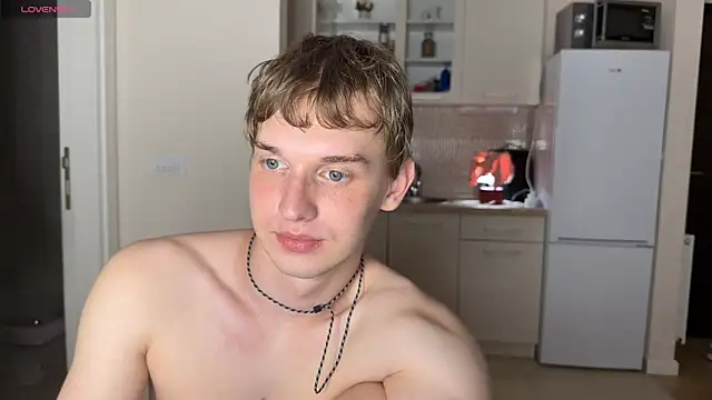 Friday_gay_dude Live Web Cam Show