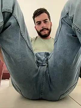 thomas_gun Live Web Cam Show