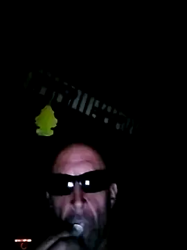 Edgingheaven69 live cam on StripChat