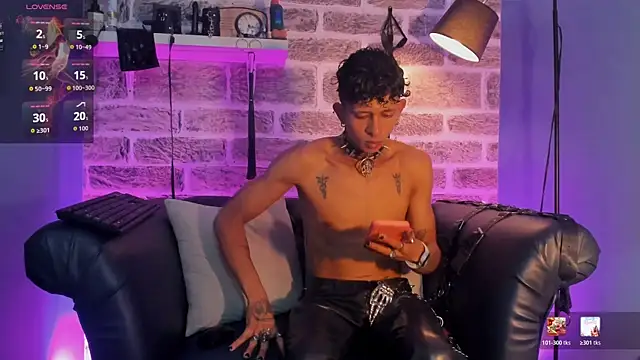 Maximoking26 webcam