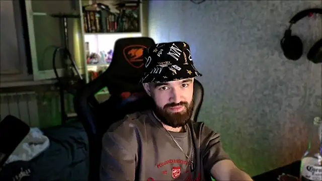 _Serious_Man webcam