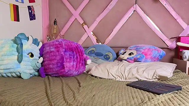 Sophia_moo_ webcam