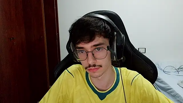 gabrielNovin17cm webcam