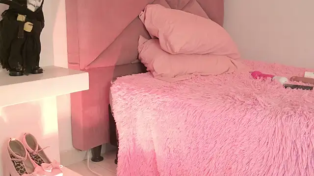eva_sin18 (F young) - double penetration