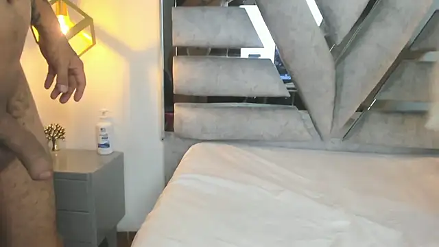 irina_and_max - Irina_and_Max's free webcam - UK Sex Cams