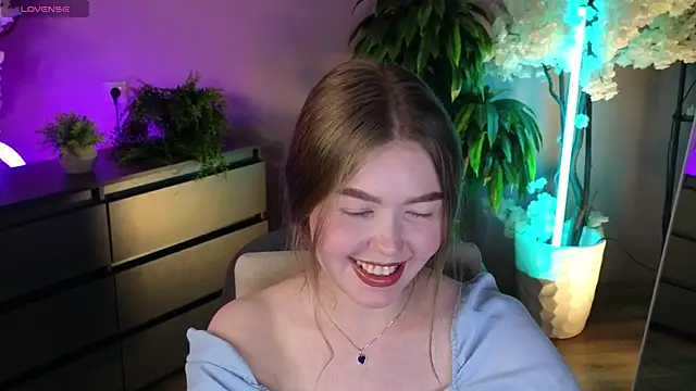 Lina_deels live cam on StripChat