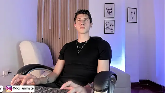 Dorianmistery2322_ webcam