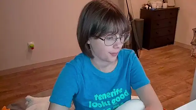 ExitedTroth webcam