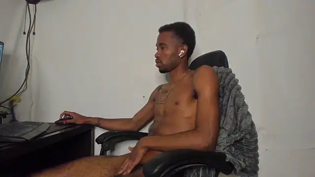 Kofi_exotic_2 webcam