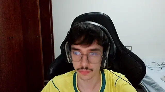 gabrielNovin17cm webcam
