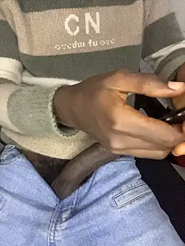 Kenyancock100 webcam