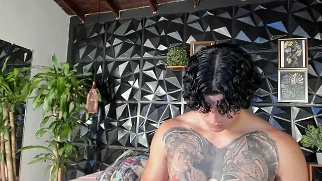 elliot_colton Live Web Cam Show