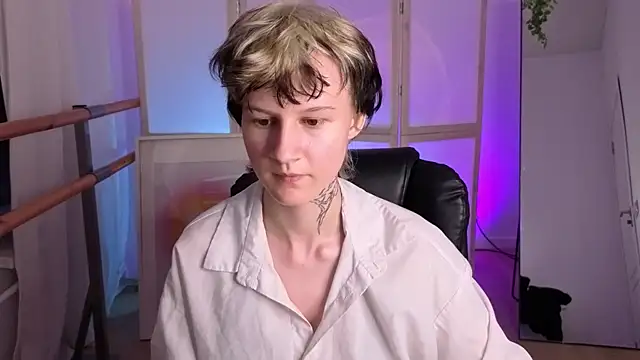 Senpai_Sins webcam
