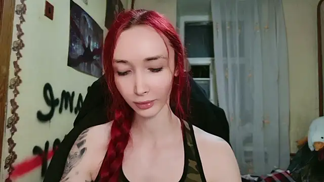 Roxy_Silver webcam