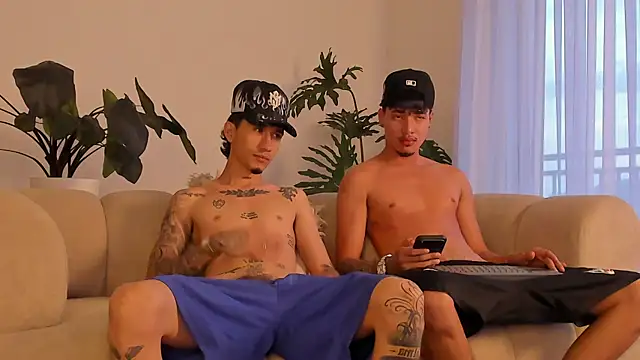 Ian_and_Noah webcam