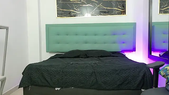 Yuri_Queen webcam