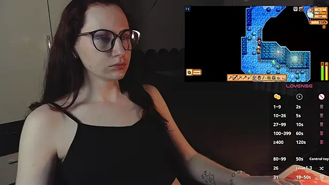 PricklyPeach webcam