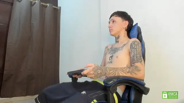 Nick_TattooedGuy webcam