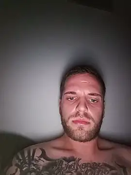 Davidoffcoolbigdick webcam