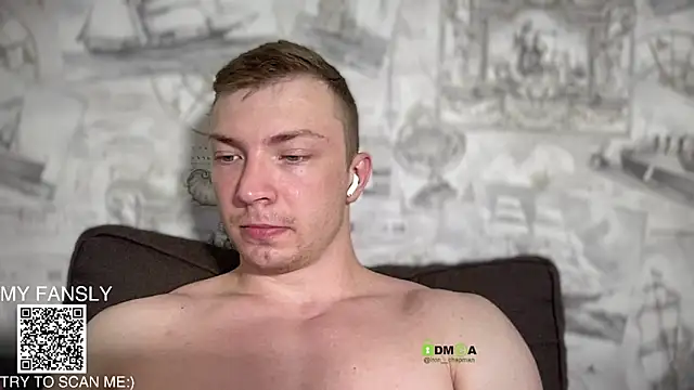 iron__chap webcam