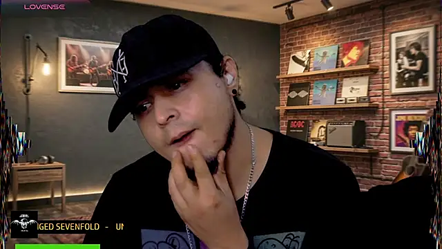 chino_roz webcam