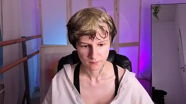 Senpai_Sins webcam