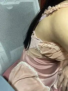 Mina048 webcam
