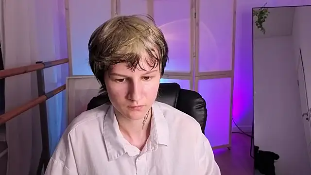Senpai_Sins webcam