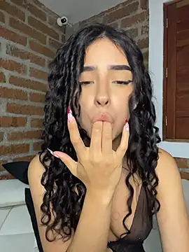 RosseMelody Live Web Cam Show
